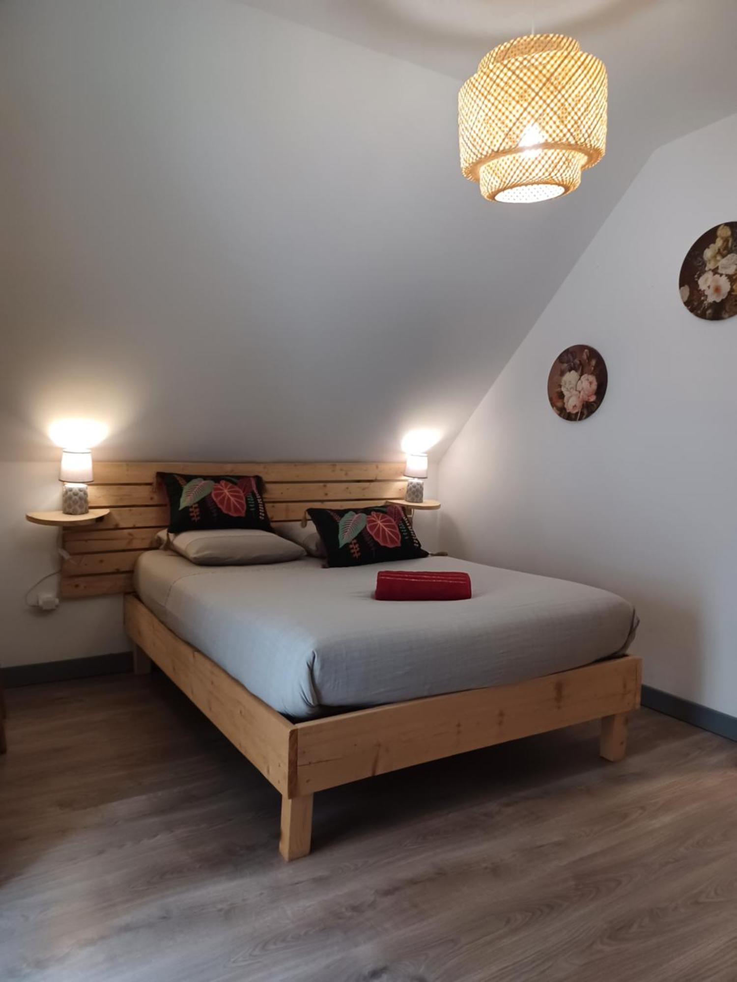 Le Gite Le Camelia Saint-Aignan  Kültér fotó